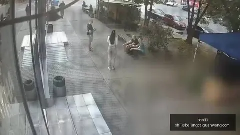 内马尔佩戴头带背后的故事体育赛事：向德佩致敬，桑托斯不再独霸巴甲